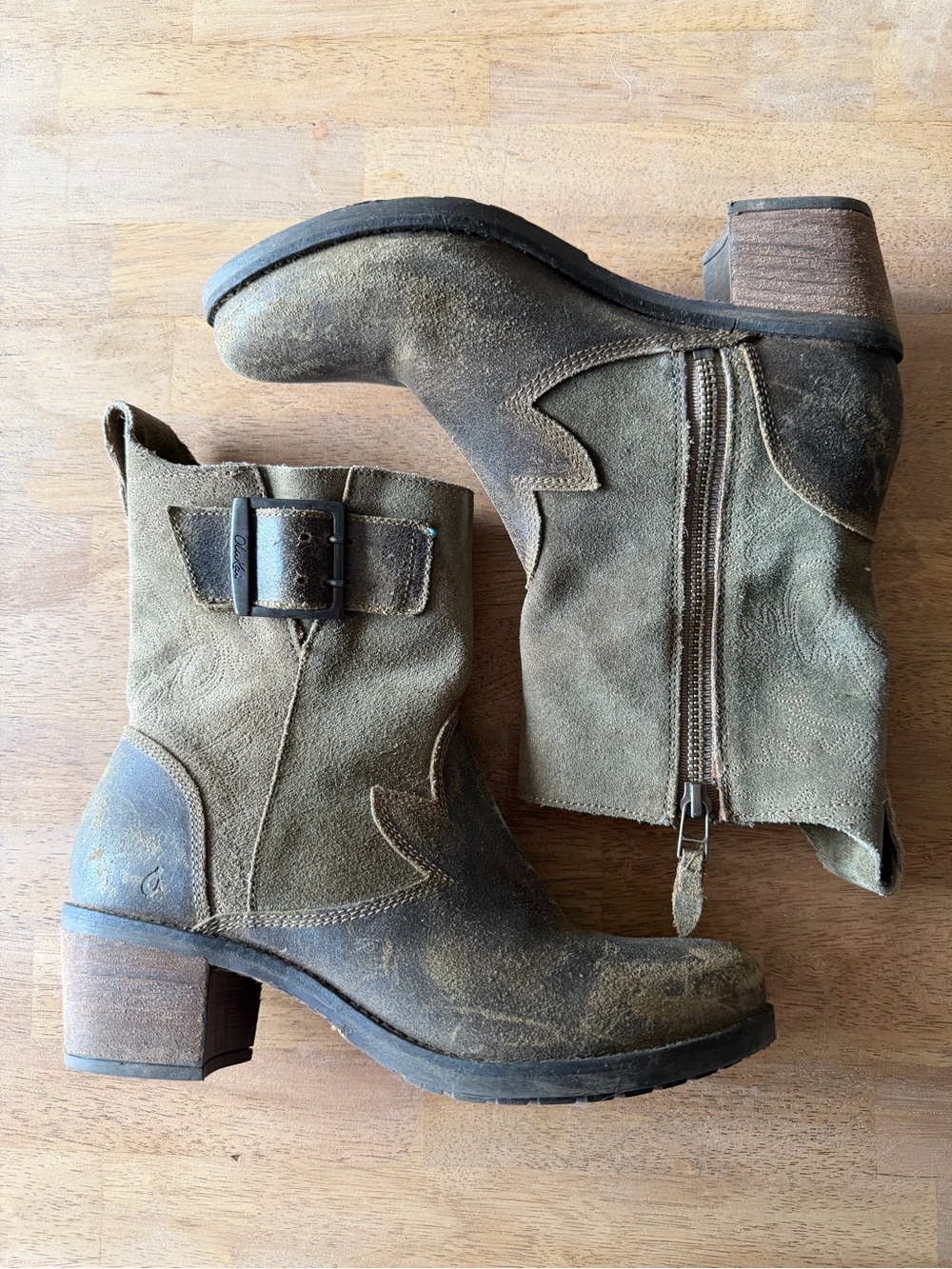 Olukai Boots